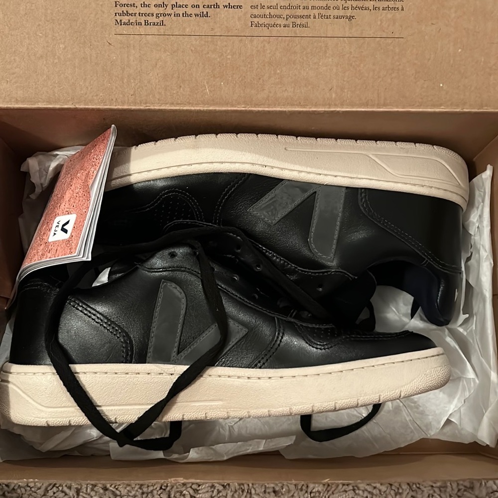 Veja V10 Trainers Black Pierre 41 EUR 8 Men’s 10 Women’s